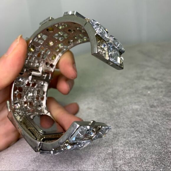 ?SPARKLY rhinestone iridescent embellished costume jewellery Quartz bracelet
